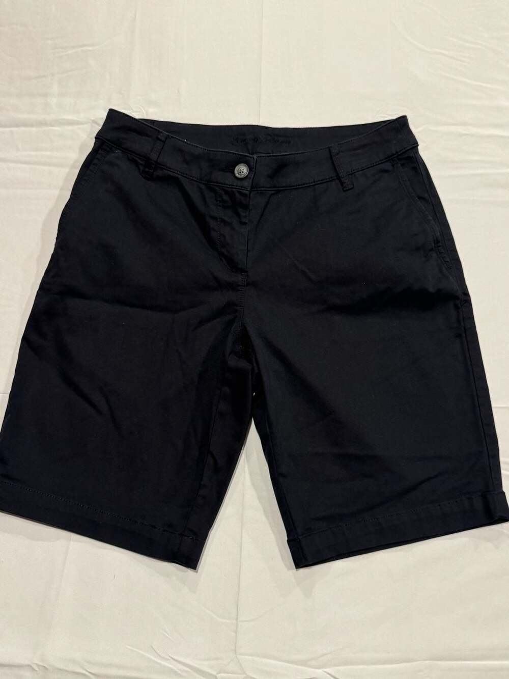 Tommy Bahama Black Chino Bermuda Shorts Size 6 Tropical Y2K